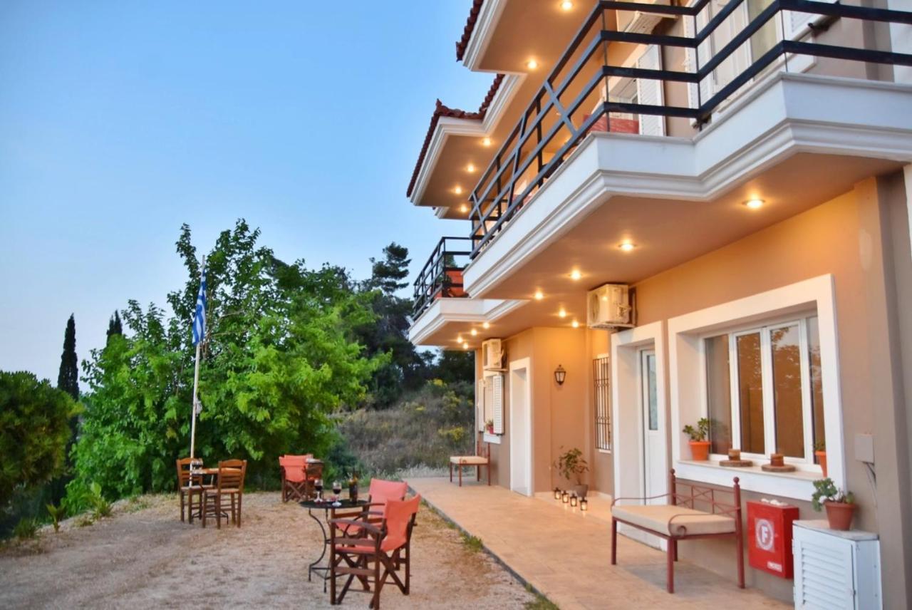Anemomylos Apartments Lixouri Exterior photo